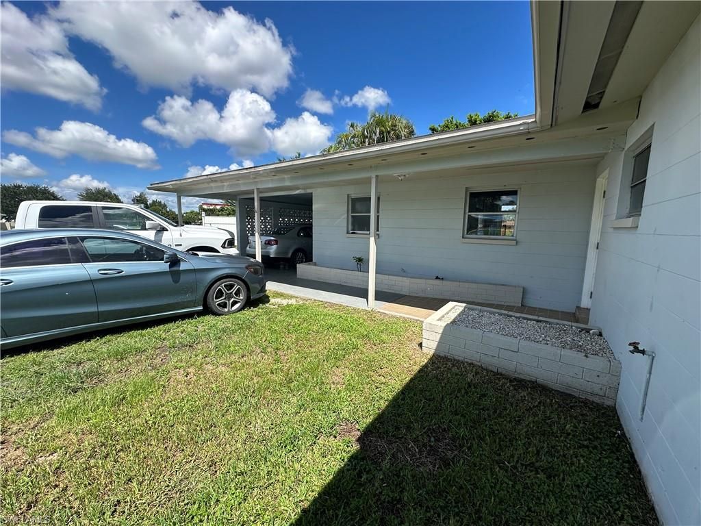 1109 E Jasmine RD, LEHIGH ACRES, FL 33936 — photo 2