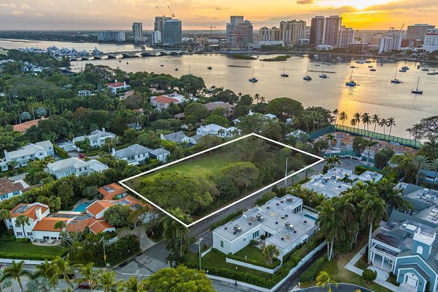 3 S Lake Trail, Palm Beach, FL 33480