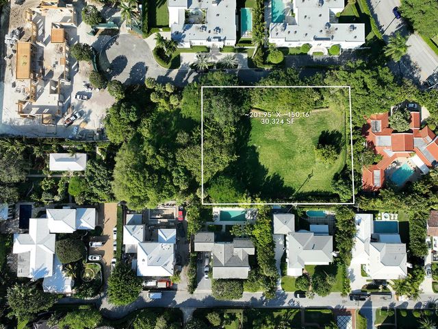 3 S Lake Trail, Palm Beach, FL 33480