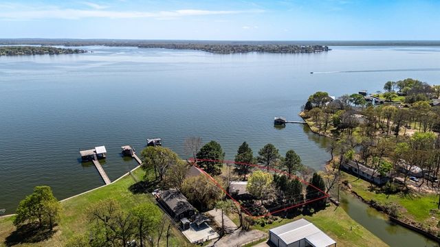 229 Esquire Estates Road, Mabank, TX 75156