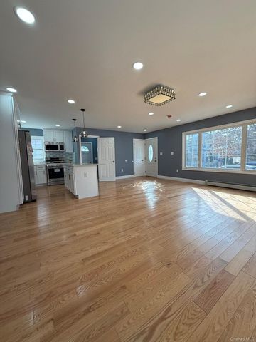 11511 180th Street, Jamaica, NY 11434