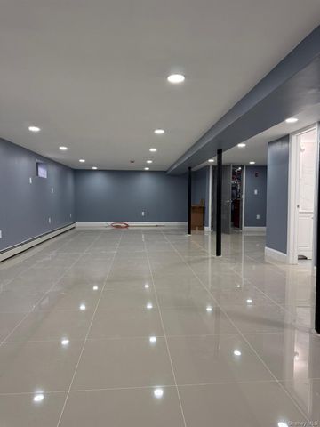 11511 180th Street, Jamaica, NY 11434