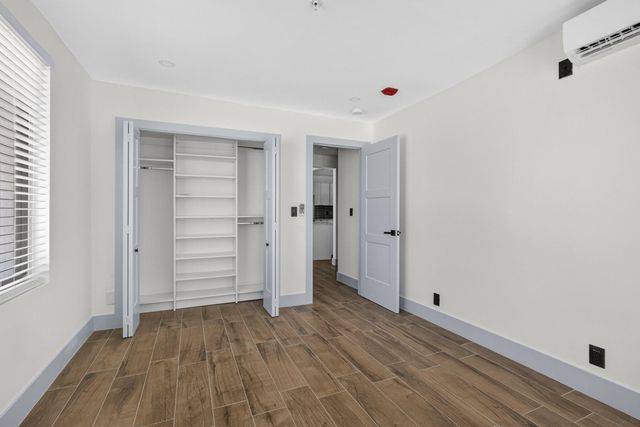 2032 N Dixie Highway 10, West Palm Beach, FL 33407