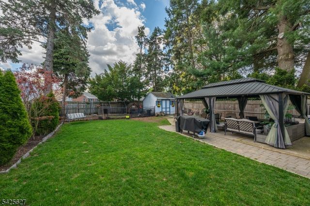 9 Orchard St, Clifton City, NJ 07013