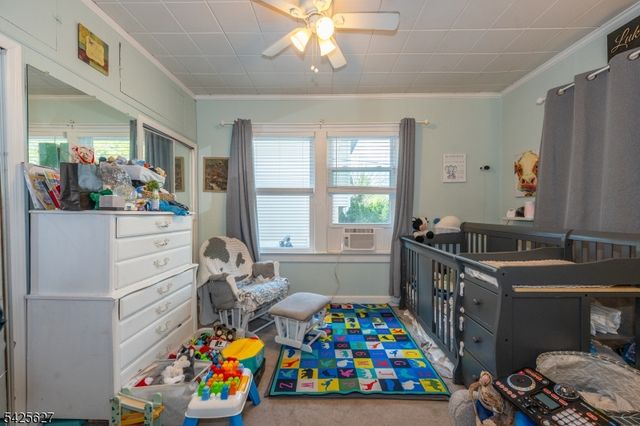 9 Orchard St, Clifton City, NJ 07013