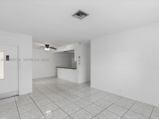 4815 SW 65th Way, Davie, FL 33314