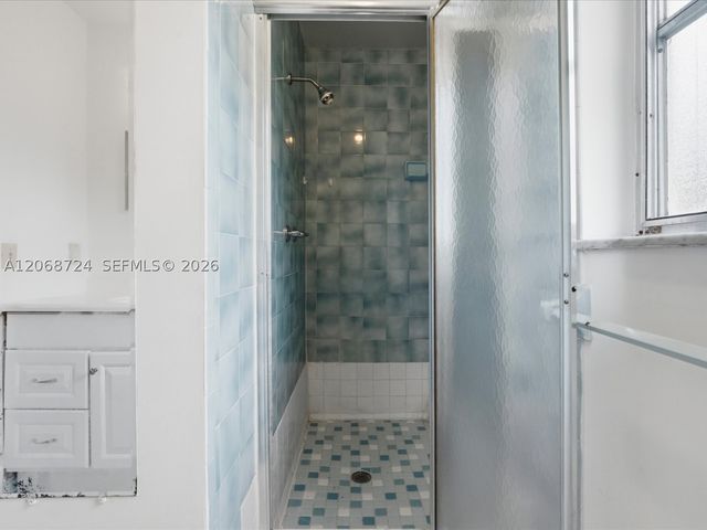 4815 SW 65th Way, Davie, FL 33314