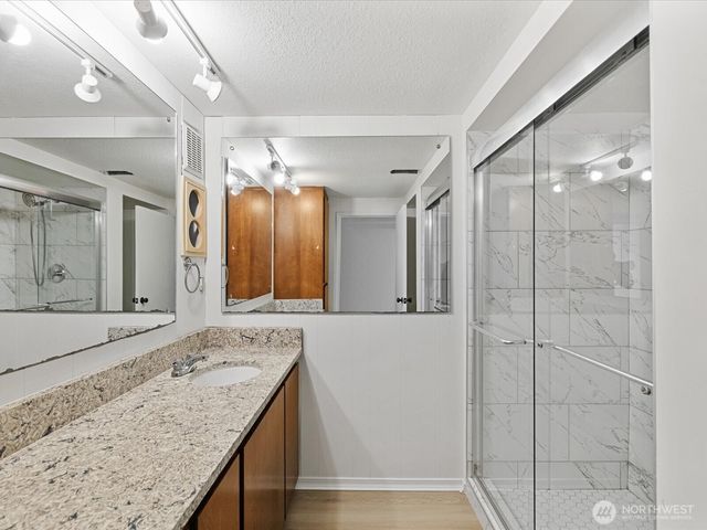 3303 Wave Drive, Everett, WA 98203