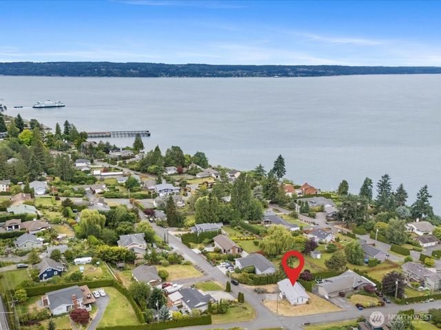 3303 Wave Drive, Everett, WA 98203