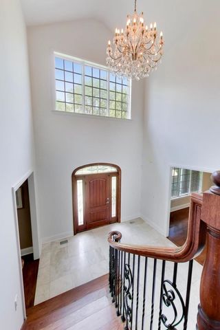 73 Locust Road, Winnetka, IL 60093