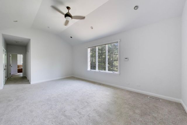 73 Locust Road, Winnetka, IL 60093