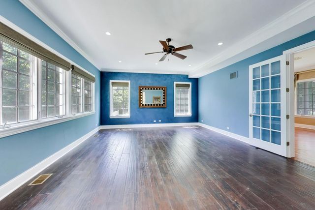 73 Locust Road, Winnetka, IL 60093