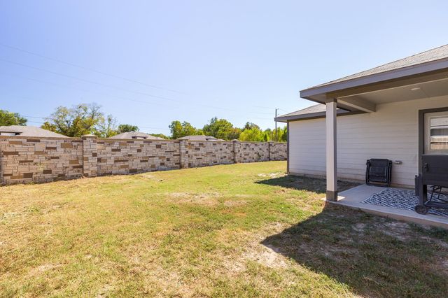 1210 Millpointe Lane, Dayton, TX 77535