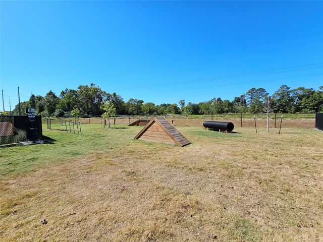 1210 Millpointe Lane, Dayton, TX 77535