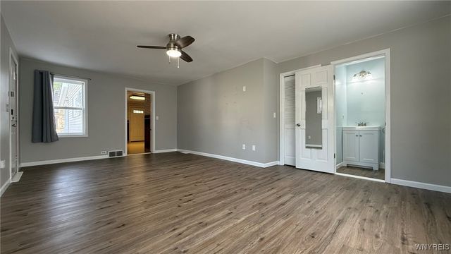 225 Clinton Street, Lockport City, NY 14094