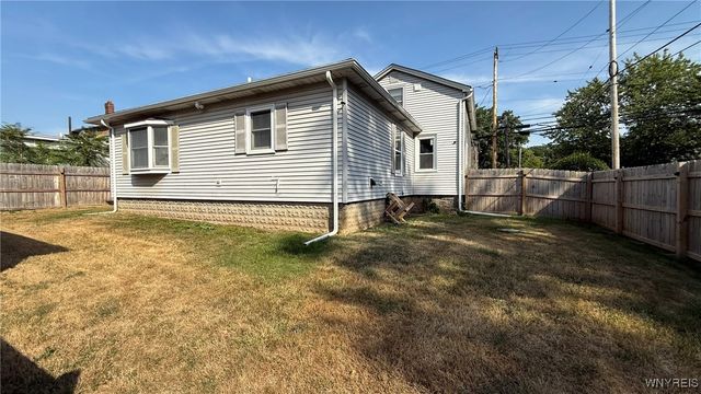 225 Clinton Street, Lockport City, NY 14094