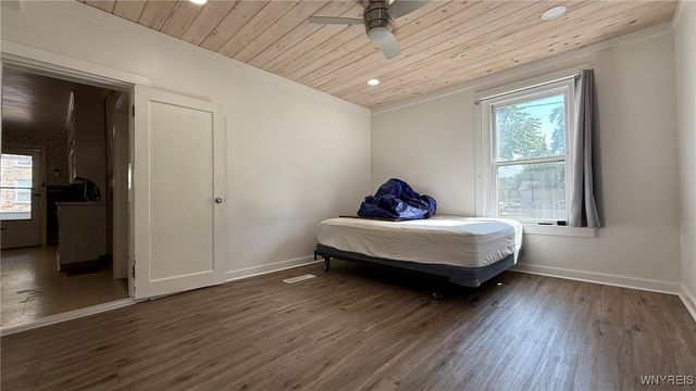 225 Clinton Street, Lockport City, NY 14094