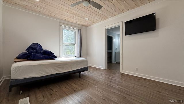 225 Clinton Street, Lockport City, NY 14094