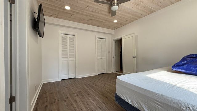 225 Clinton Street, Lockport City, NY 14094