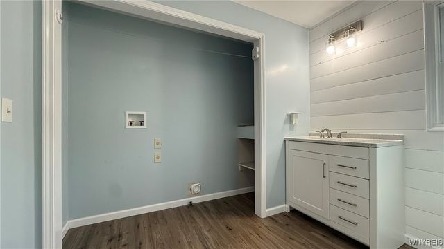 225 Clinton Street, Lockport City, NY 14094