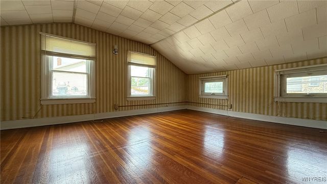 225 Clinton Street, Lockport City, NY 14094