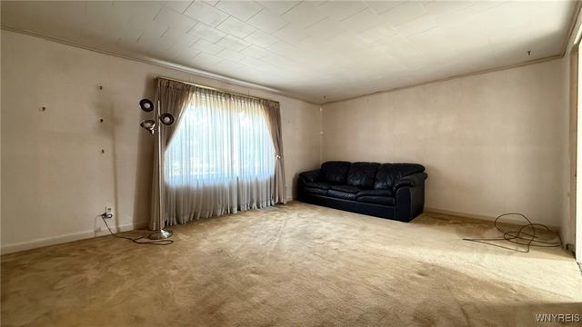 225 Clinton Street, Lockport City, NY 14094