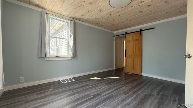 225 Clinton Street, Lockport City, NY 14094