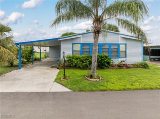 9266 Desoto DR, North Fort Myers, FL 33903