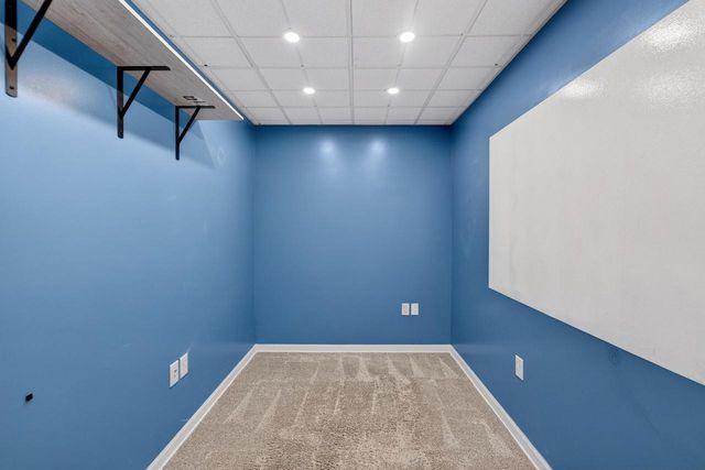 680 Stonehaven Drive, Sun Prairie, WI 53590