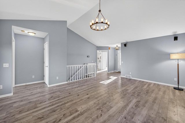 680 Stonehaven Drive, Sun Prairie, WI 53590