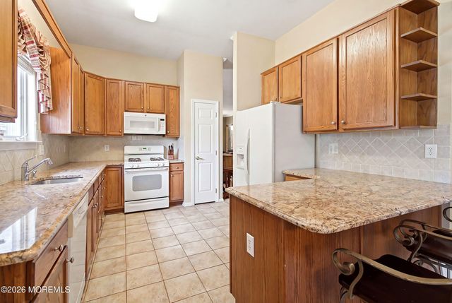 107 Cypress Point Lane, Jackson, NJ 08527