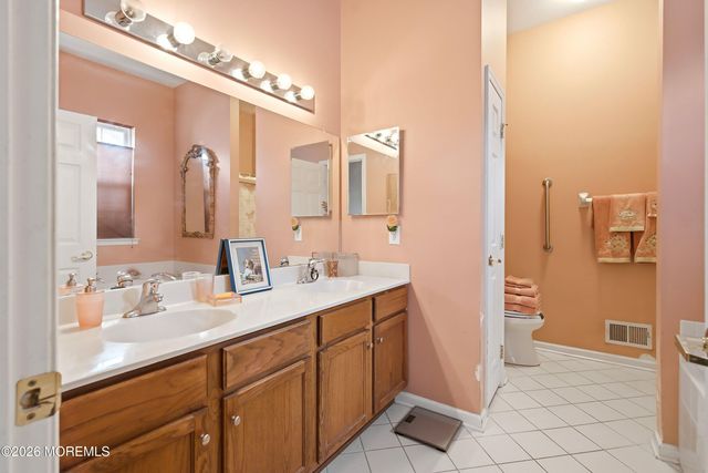 107 Cypress Point Lane, Jackson, NJ 08527