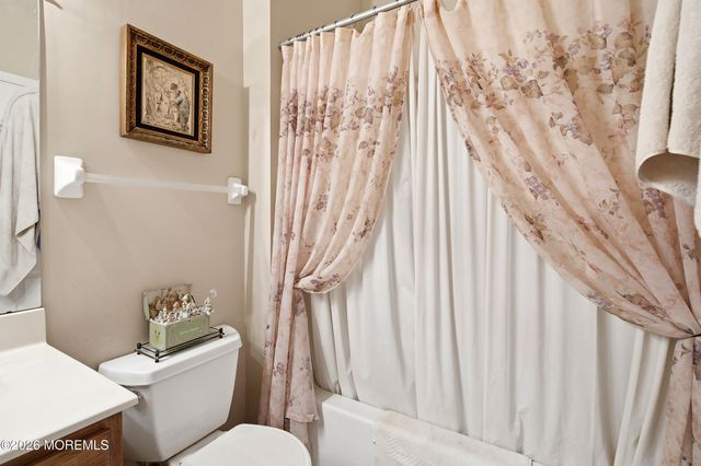 107 Cypress Point Lane, Jackson, NJ 08527