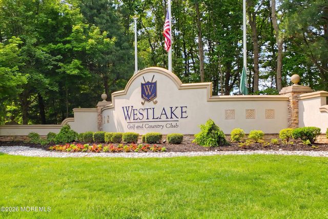 107 Cypress Point Lane, Jackson, NJ 08527