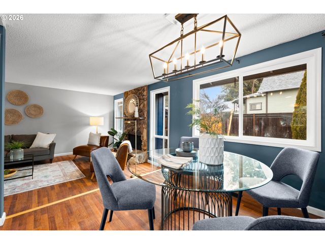 493 S EMERALD Loop, Cornelius, OR 97113