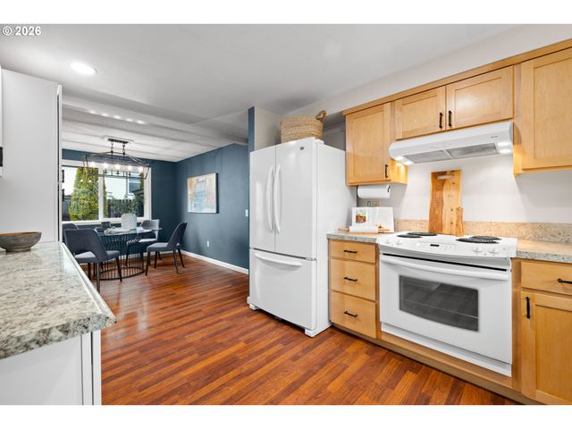 493 S EMERALD Loop, Cornelius, OR 97113