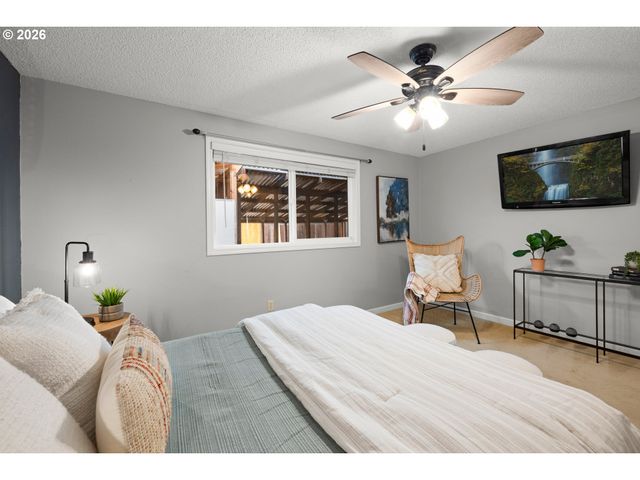 493 S EMERALD Loop, Cornelius, OR 97113