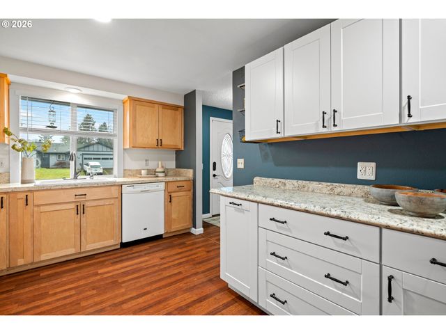 493 S EMERALD Loop, Cornelius, OR 97113