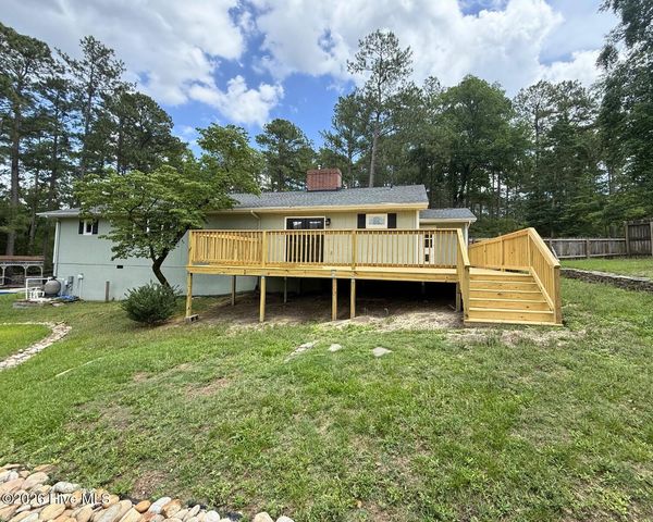 140 One Down Street, Southern Pines, NC 28387