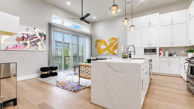 3511 Hutchins Street, Houston, TX 77004