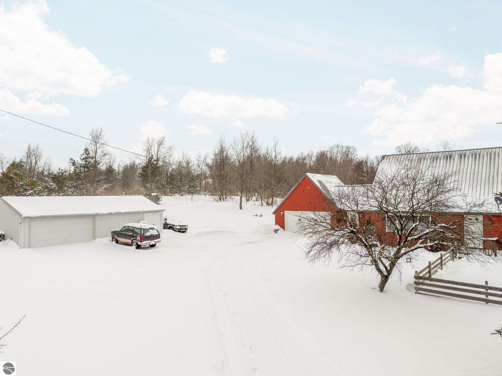 Image 2 of property listing at 10778 Hibma Road, Tustin, MI 49688