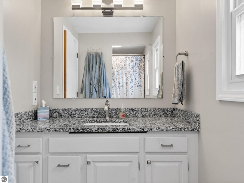 Image 31 of property listing at 10778 Hibma Road, Tustin, MI 49688