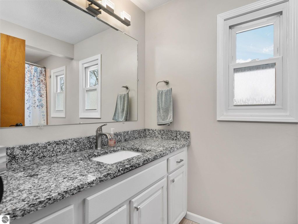 Image 33 of property listing at 10778 Hibma Road, Tustin, MI 49688