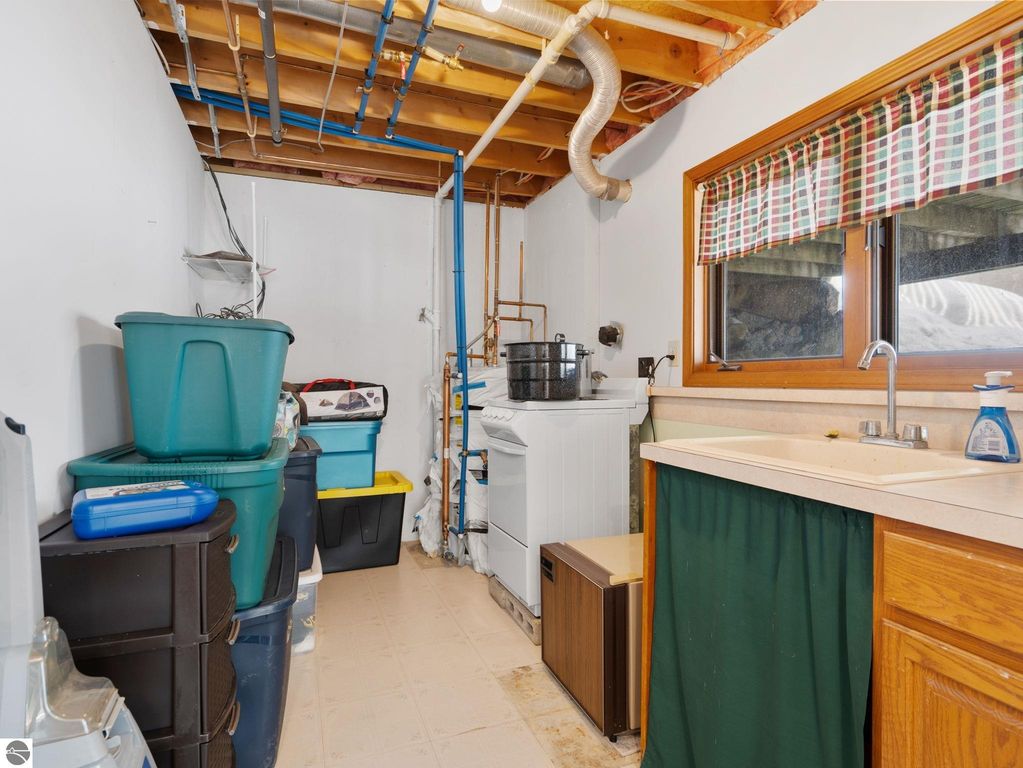 Image 45 of property listing at 10778 Hibma Road, Tustin, MI 49688