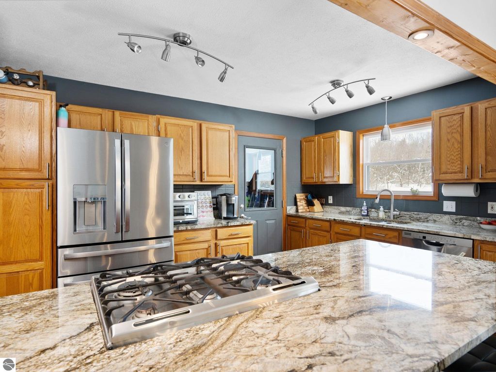 Image 8 of property listing at 10778 Hibma Road, Tustin, MI 49688