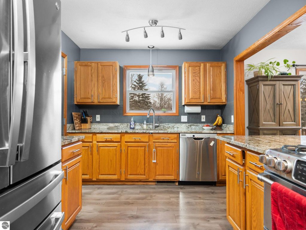 Image 9 of property listing at 10778 Hibma Road, Tustin, MI 49688