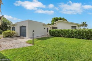 4133 Lakewood BLVD E27, Naples, FL 34112