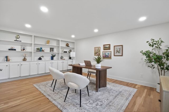 65 Fox Run Rd, Sudbury, MA 01776