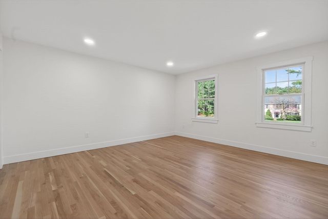 65 Fox Run Rd, Sudbury, MA 01776