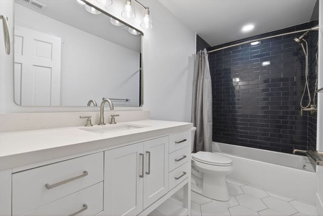 65 Fox Run Rd, Sudbury, MA 01776